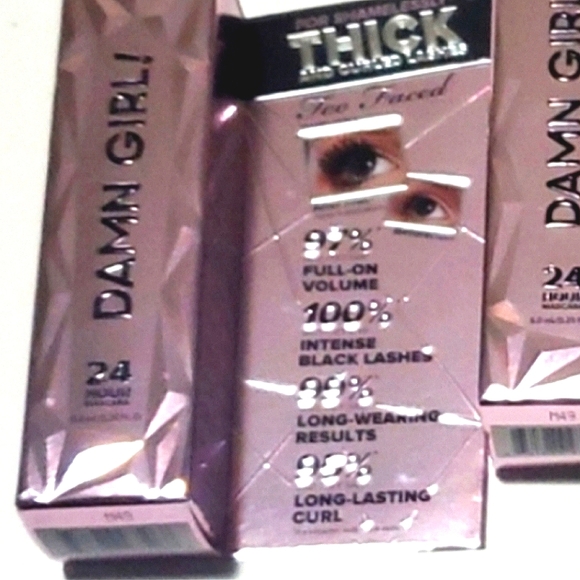 Makeup - Picture 2 of 2